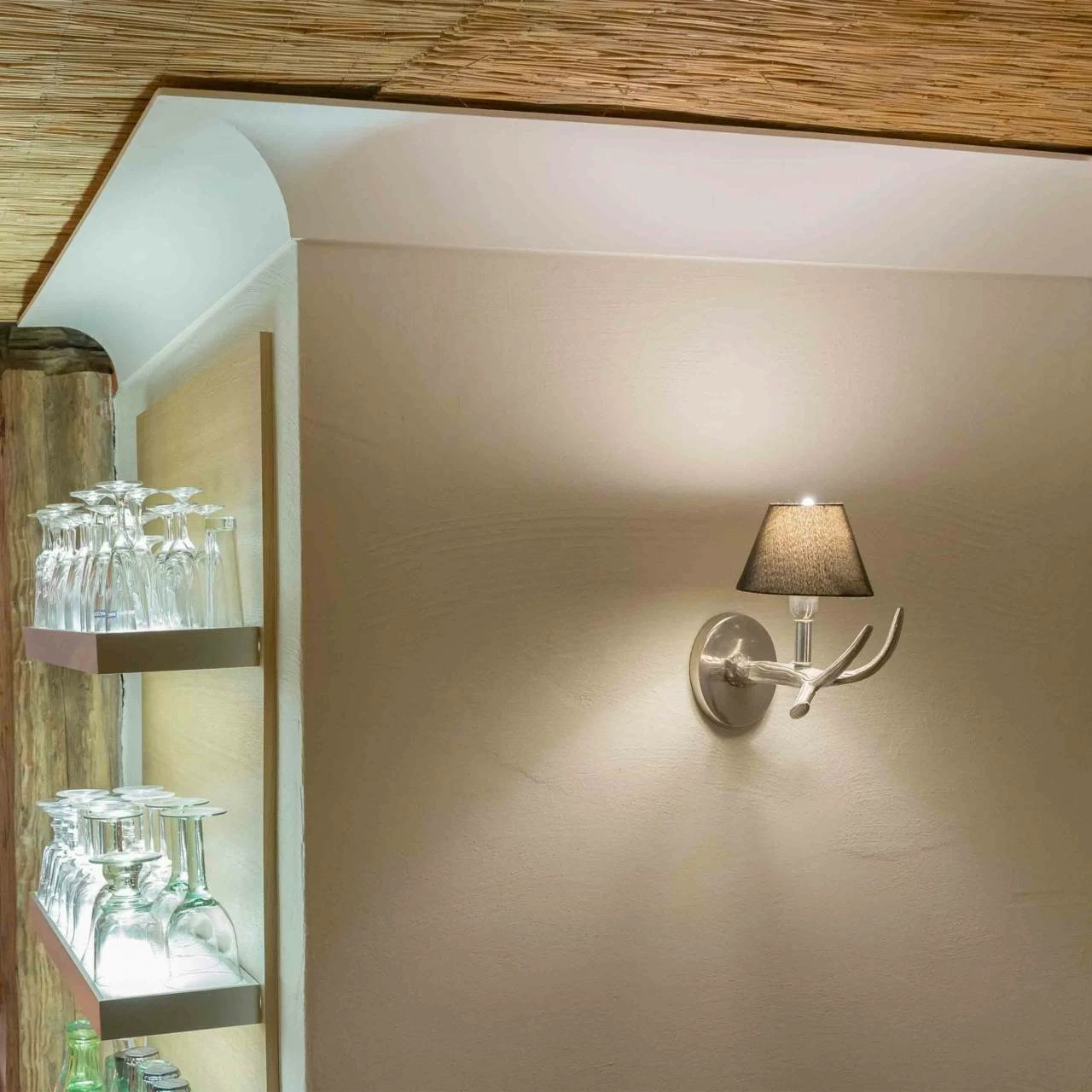 NMC Stuckleiste "Omsk" | AD24 ARSTYL® Deckenleiste | 150 X 150 X 2000 Mm | Polyurethan | Weiß 5 NMC Stuckleiste "Omsk" | AD24 ARSTYL® Deckenleiste | 150 X 150 X 2000 Mm | Polyurethan | Weiß – Bild 3