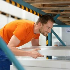 NMC | Kantenschutz WP P | PU Schaum | 40 X 11 X 1000 Mm | Eckschutzprofil | Selbstklebend | Flexibel -Profistuck Verkäufe Sicherheitsleiste Bild 5 1280x1280 1